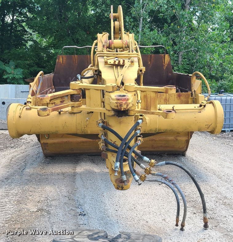 image for item EL9878 Caterpillar pan scraper