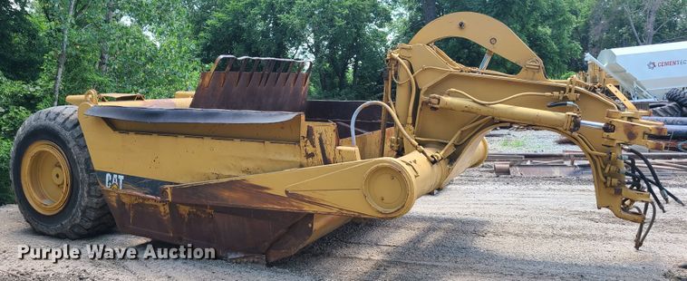 image for item EL9878 Caterpillar pan scraper