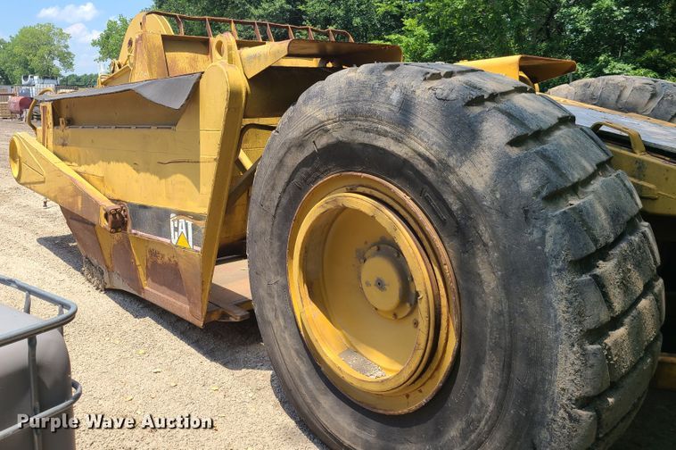 image for item EL9878 Caterpillar pan scraper