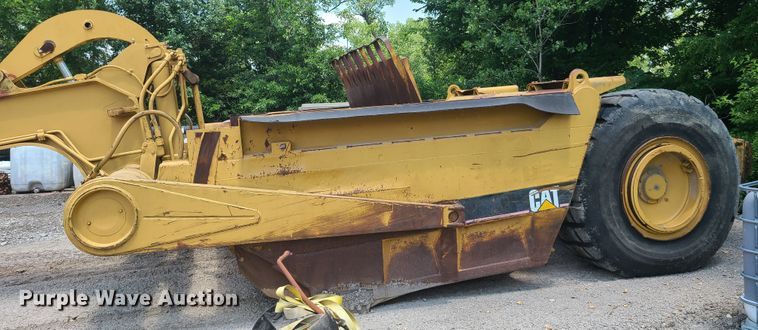 image for item EL9878 Caterpillar pan scraper