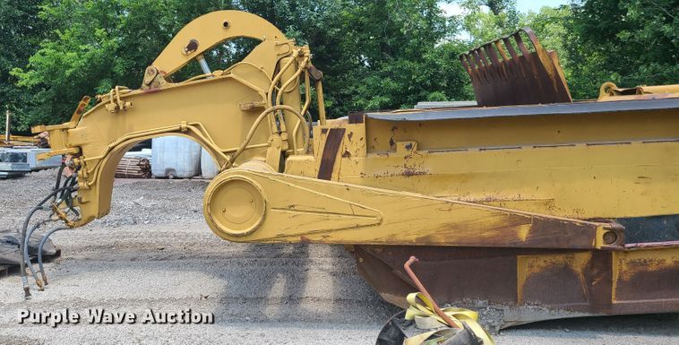 image for item EL9878 Caterpillar pan scraper