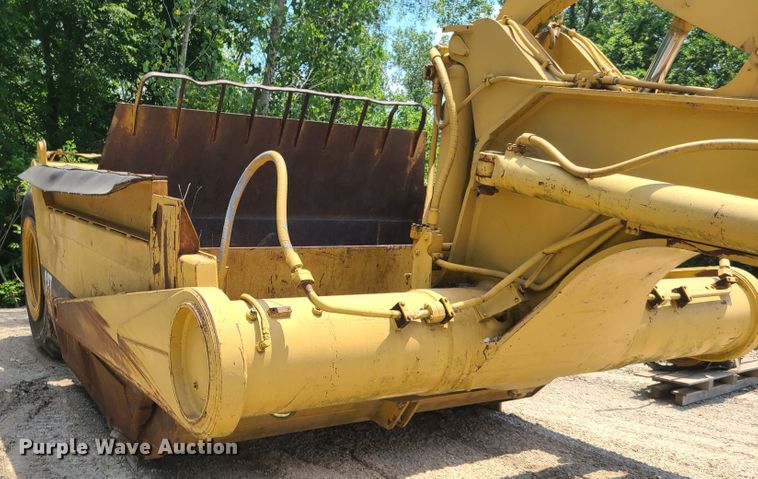 image for item EL9878 Caterpillar pan scraper