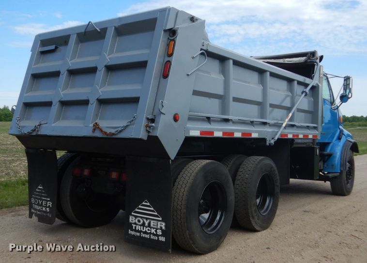 image for item FX9193 2003 Sterling L-Line  dump truck