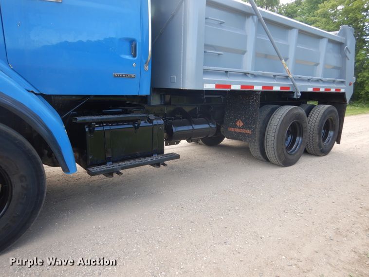 image for item FX9193 2003 Sterling L-Line  dump truck
