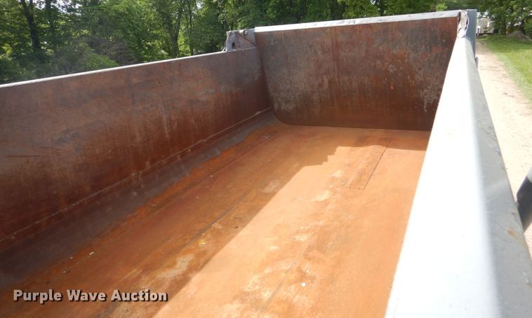 image for item FX9193 2003 Sterling L-Line  dump truck