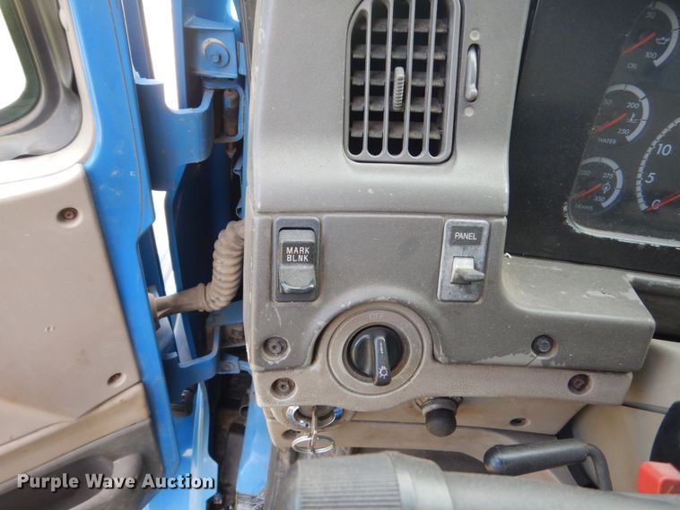 image for item FX9193 2003 Sterling L-Line  dump truck