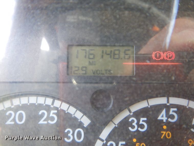 image for item FX9193 2003 Sterling L-Line  dump truck