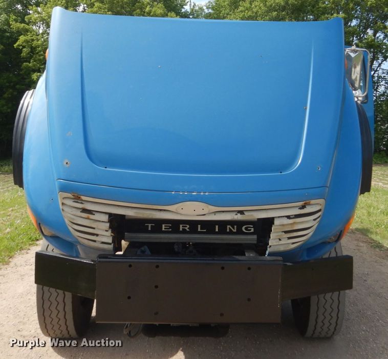 image for item FX9193 2003 Sterling L-Line  dump truck