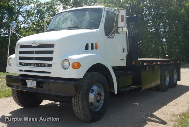 image for item FX9196 2002 Sterling L-Line  flatbed truck