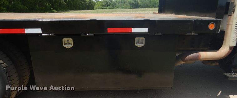 image for item FX9196 2002 Sterling L-Line  flatbed truck