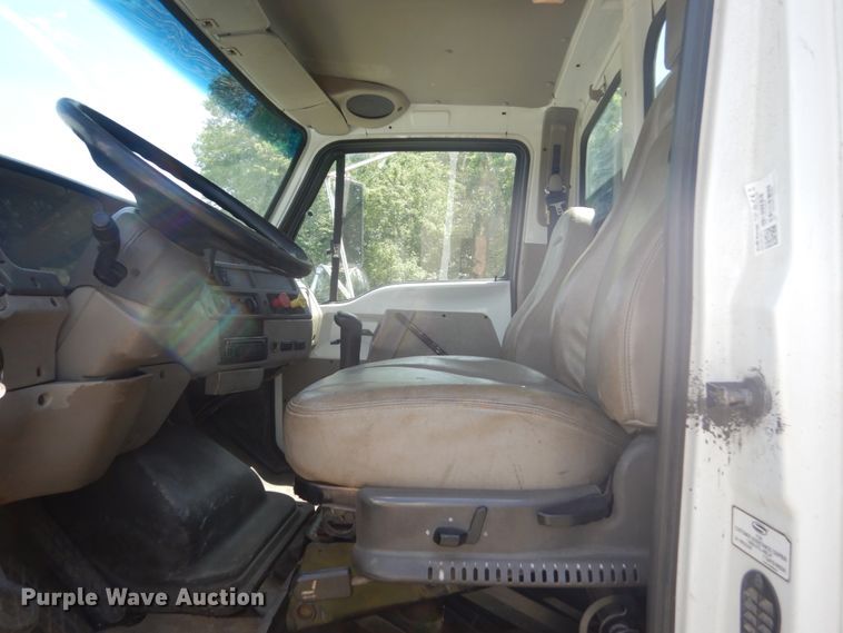 image for item FX9196 2002 Sterling L-Line  flatbed truck