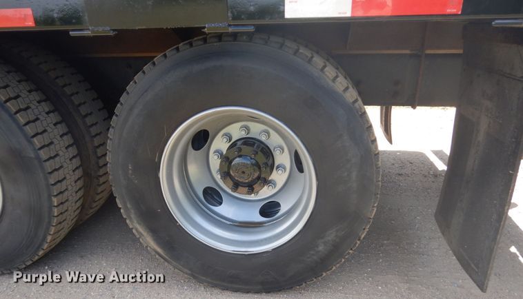 image for item FX9196 2002 Sterling L-Line  flatbed truck