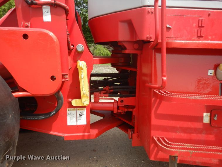 image for item FX9201 2005 Link Belt L130  wheel loader