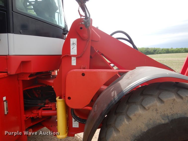 image for item FX9201 2005 Link Belt L130  wheel loader