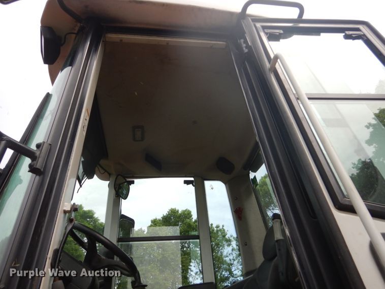 image for item FX9201 2005 Link Belt L130  wheel loader