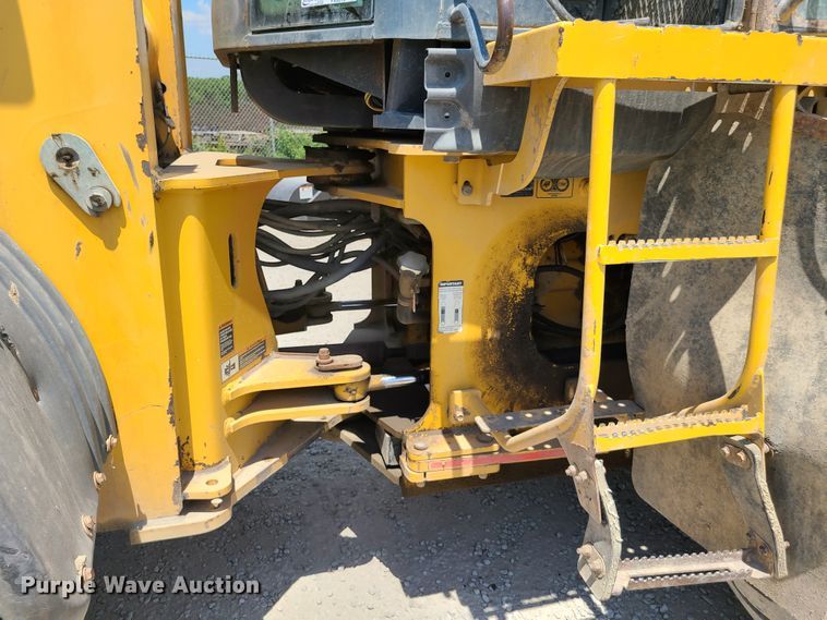 image for item FX9519 2006 John Deere 544J  High Lift wheel loader