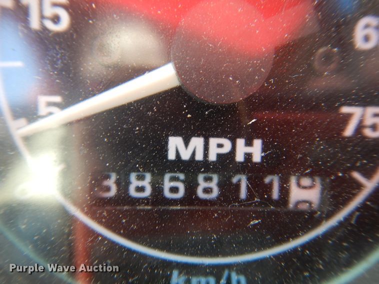 image for item GA9075 1993 Ford L9000  dump truck