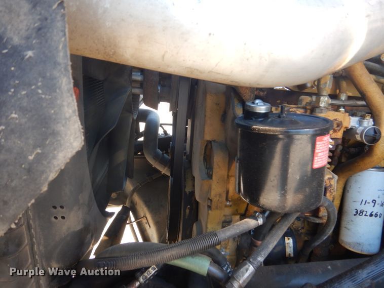 image for item GA9075 1993 Ford L9000  dump truck