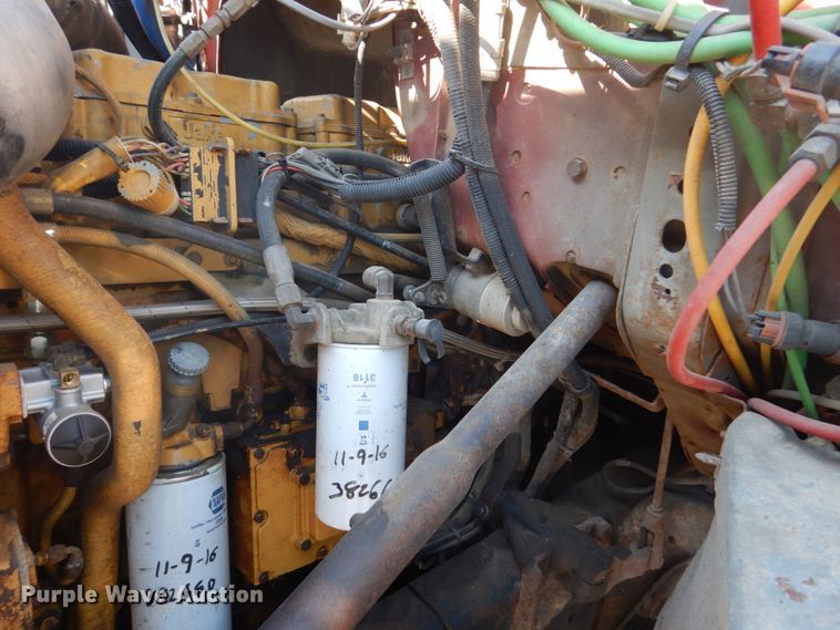 image for item GA9075 1993 Ford L9000  dump truck