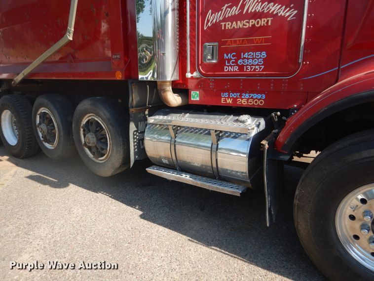 image for item GA9076 1995 Kenworth T800  dump truck