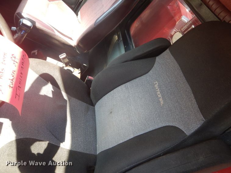 image for item GA9076 1995 Kenworth T800  dump truck