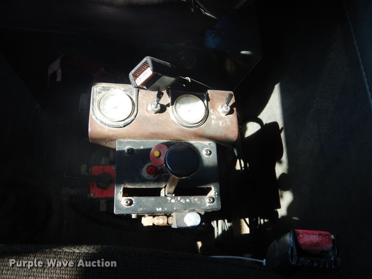 image for item GA9076 1995 Kenworth T800  dump truck