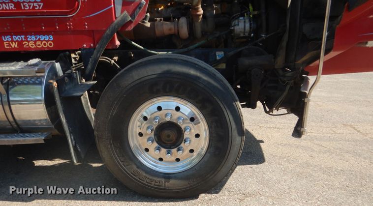 image for item GA9076 1995 Kenworth T800  dump truck