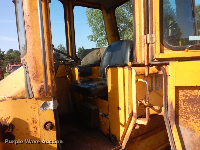 image for item GA9077 1970 John Deere 544  wheel loader