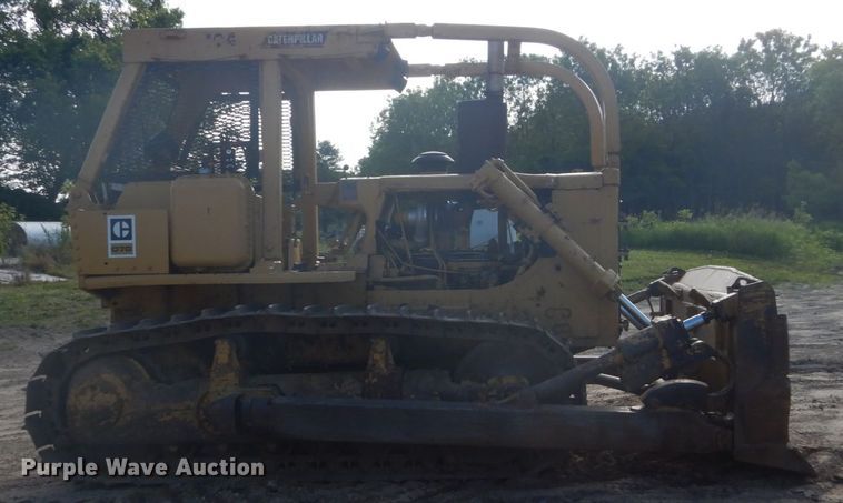 image for item GA9078 1975 Caterpillar D7G  dozer