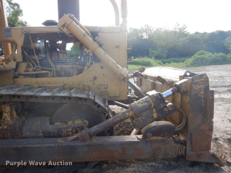 image for item GA9078 1975 Caterpillar D7G  dozer