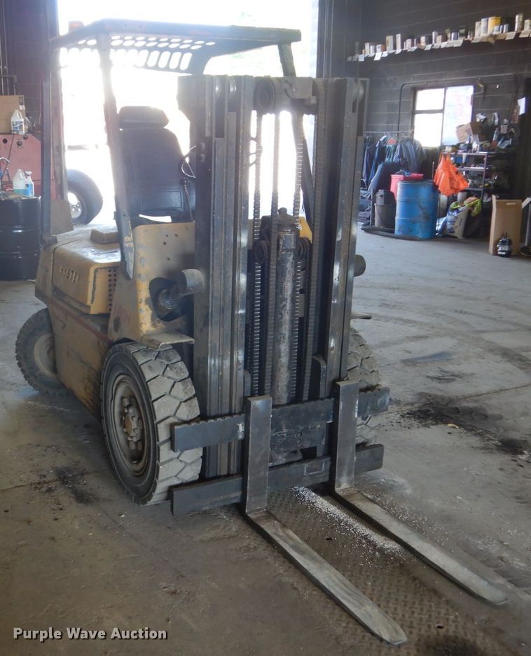 image for item GA9081 Hyster H50H  forklift