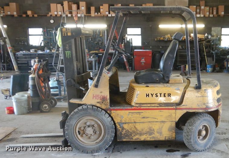 image for item GA9081 Hyster H50H  forklift