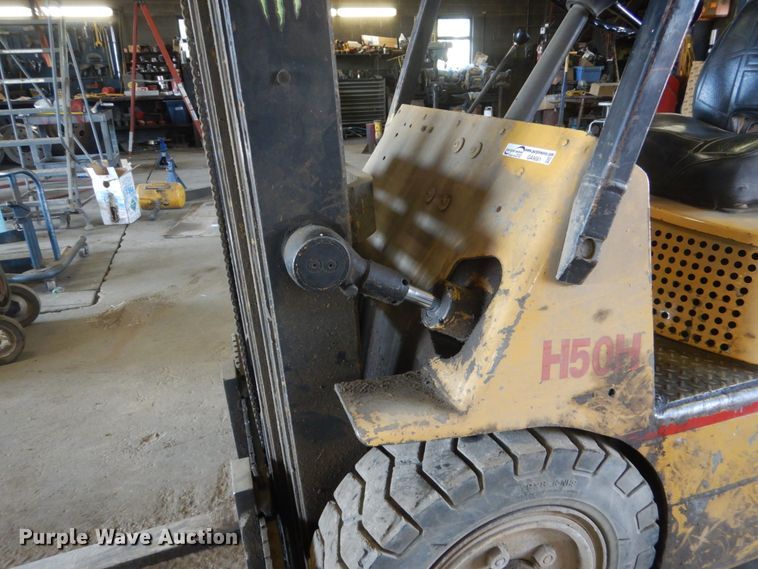 image for item GA9081 Hyster H50H  forklift