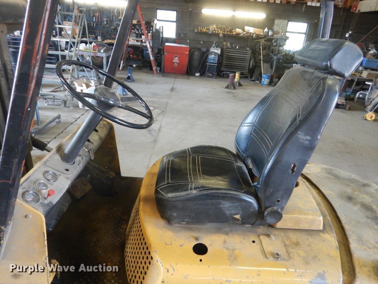 image for item GA9081 Hyster H50H  forklift