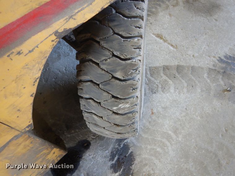 image for item GA9081 Hyster H50H  forklift