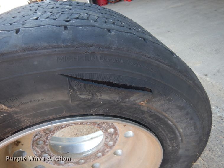 image for item GA9082 445/50R22.5 tire