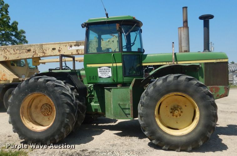 image for item GA9084 1977 John Deere 8430  4WD tractor
