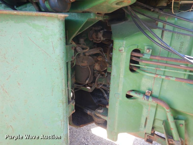 image for item GA9084 1977 John Deere 8430  4WD tractor