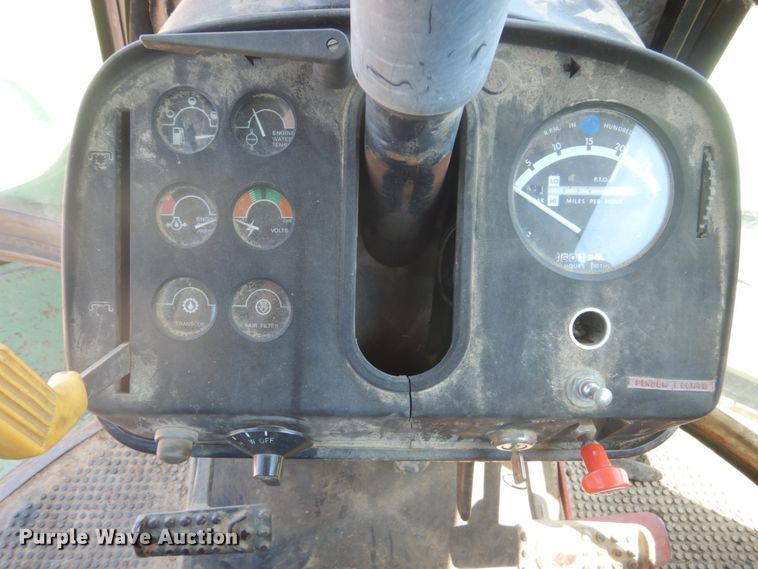 image for item GA9084 1977 John Deere 8430  4WD tractor