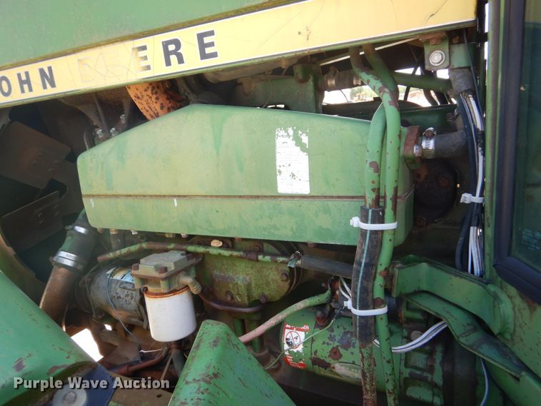 image for item GA9084 1977 John Deere 8430  4WD tractor