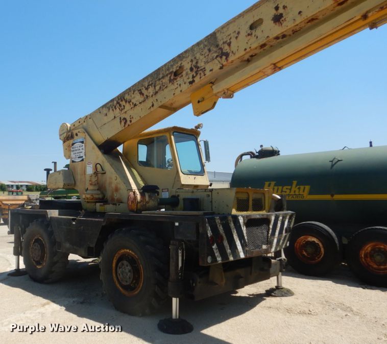 image for item GA9085 Bantam S626  carry deck crane