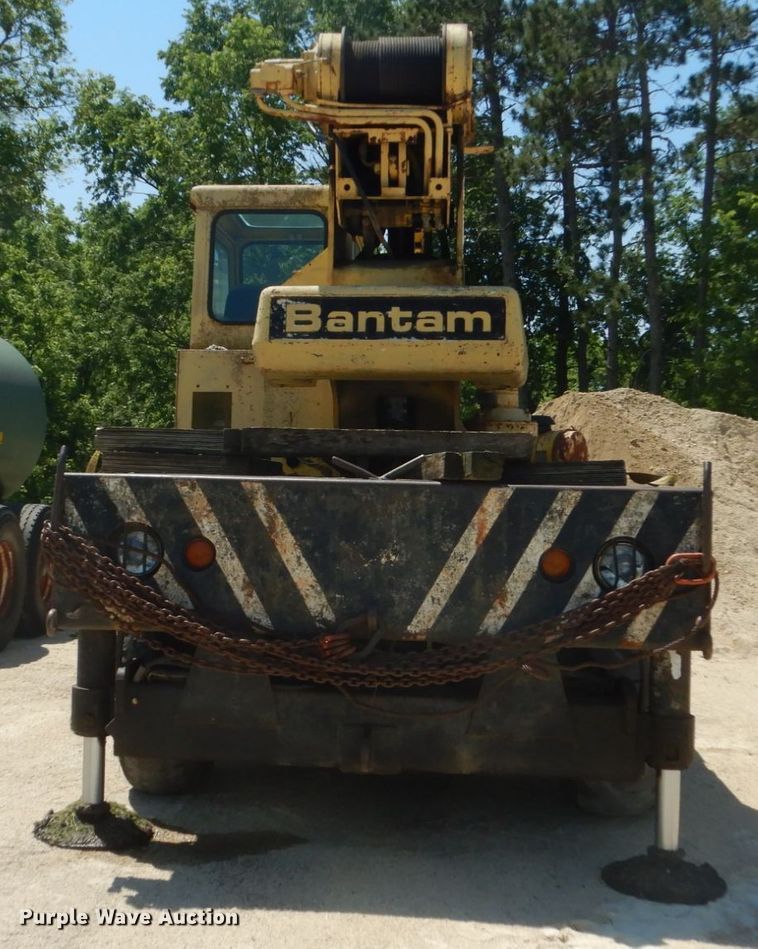 image for item GA9085 Bantam S626  carry deck crane