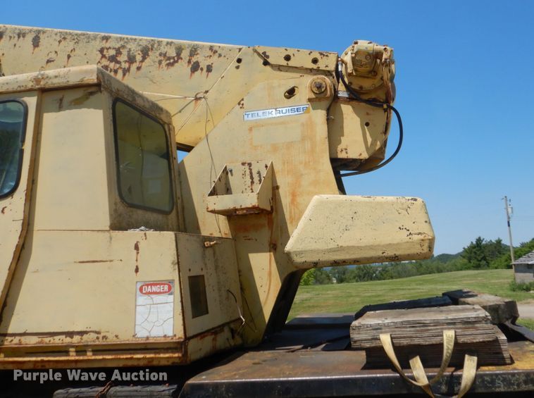 image for item GA9085 Bantam S626  carry deck crane