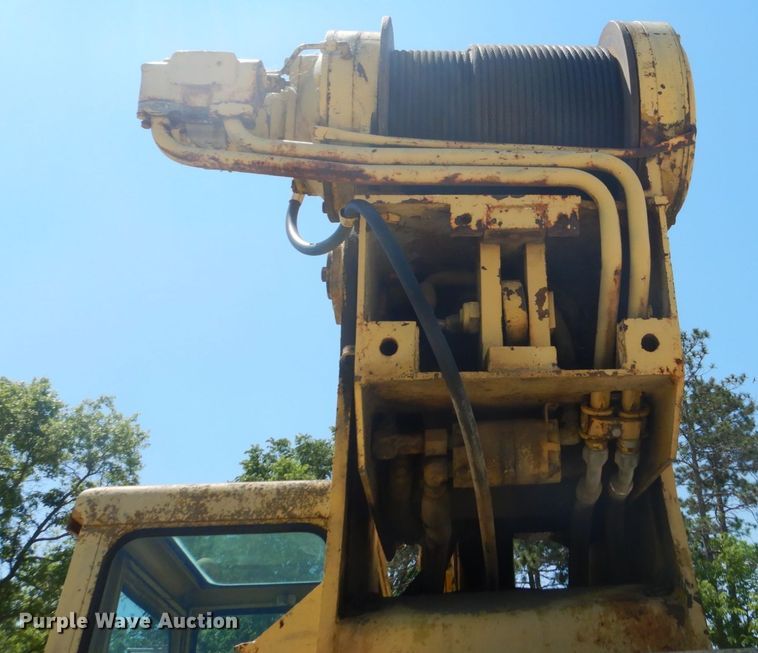 image for item GA9085 Bantam S626  carry deck crane