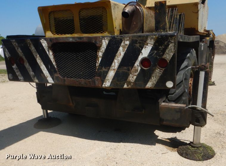 image for item GA9085 Bantam S626  carry deck crane