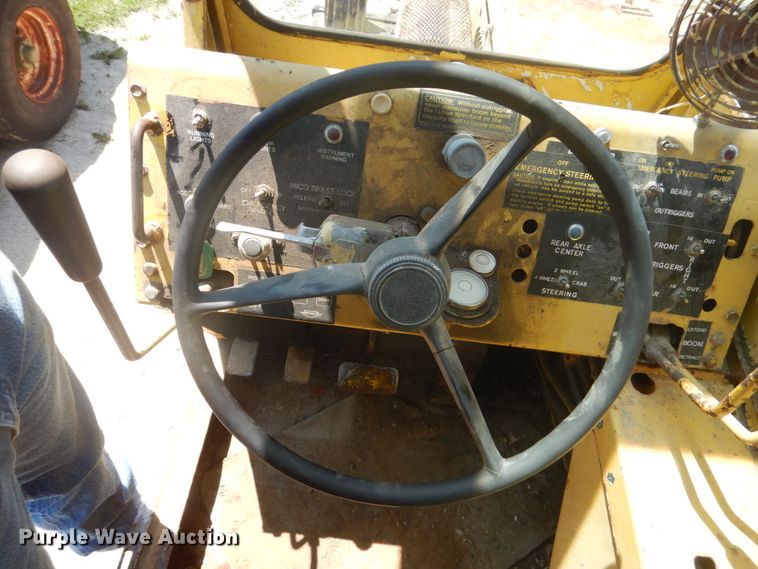 image for item GA9085 Bantam S626  carry deck crane