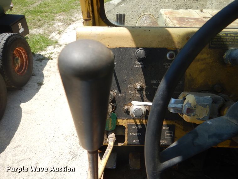 image for item GA9085 Bantam S626  carry deck crane