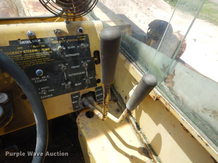 image for item GA9085 Bantam S626  carry deck crane