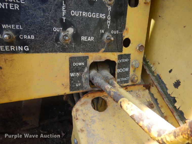 image for item GA9085 Bantam S626  carry deck crane