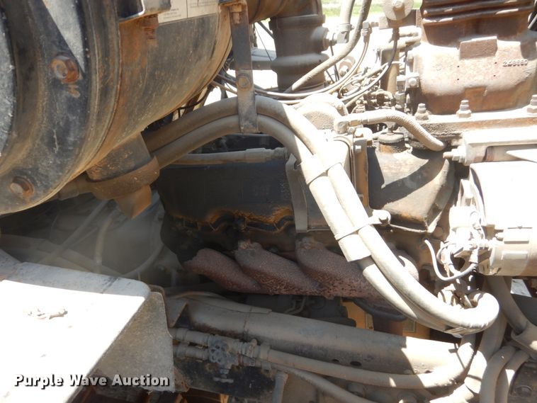 image for item GA9086 1981 Ford 8000  tank truck